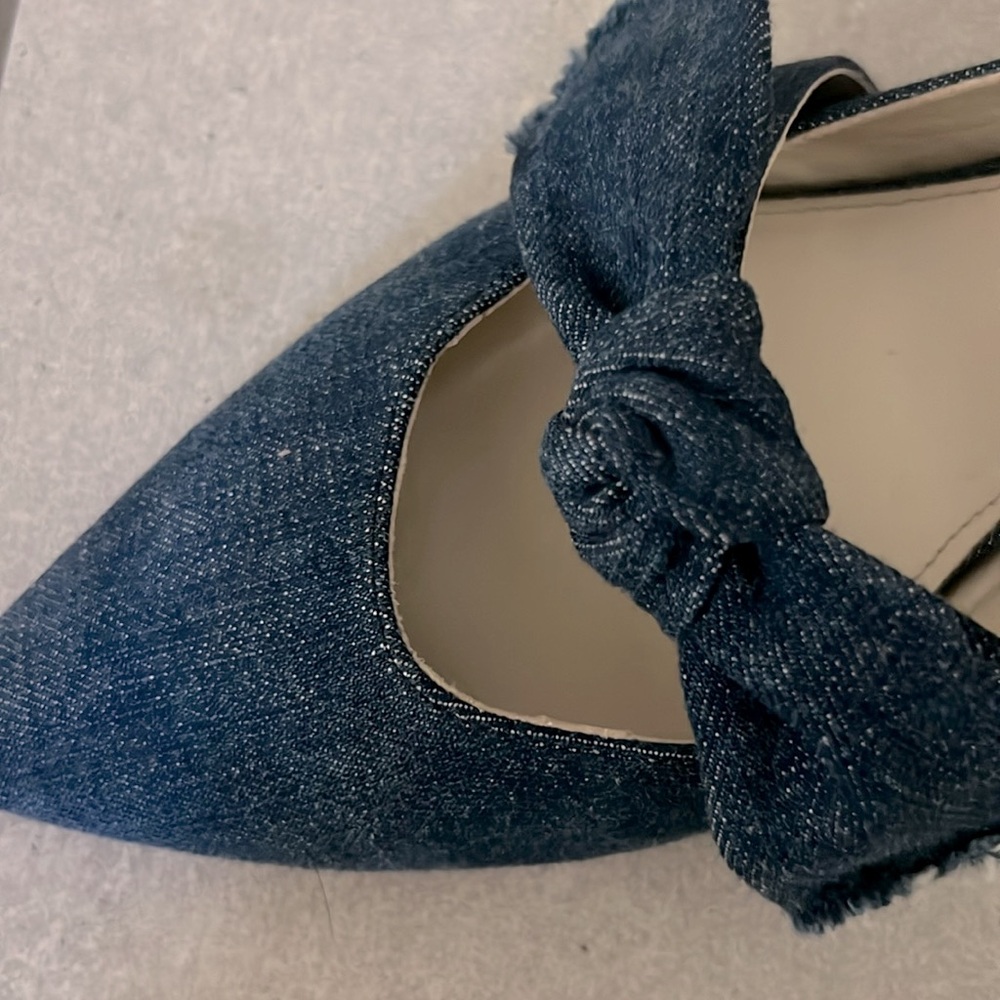 Massimo Dutti Women's Dark Blue Denim Pointed Toe Mule with Bow - Picture 2 of 5